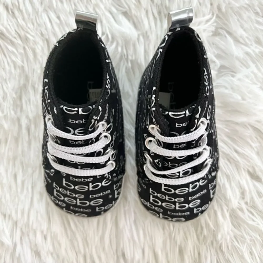bebe Baby Crib Sneakers Size‎ 2 (3-6 months)
